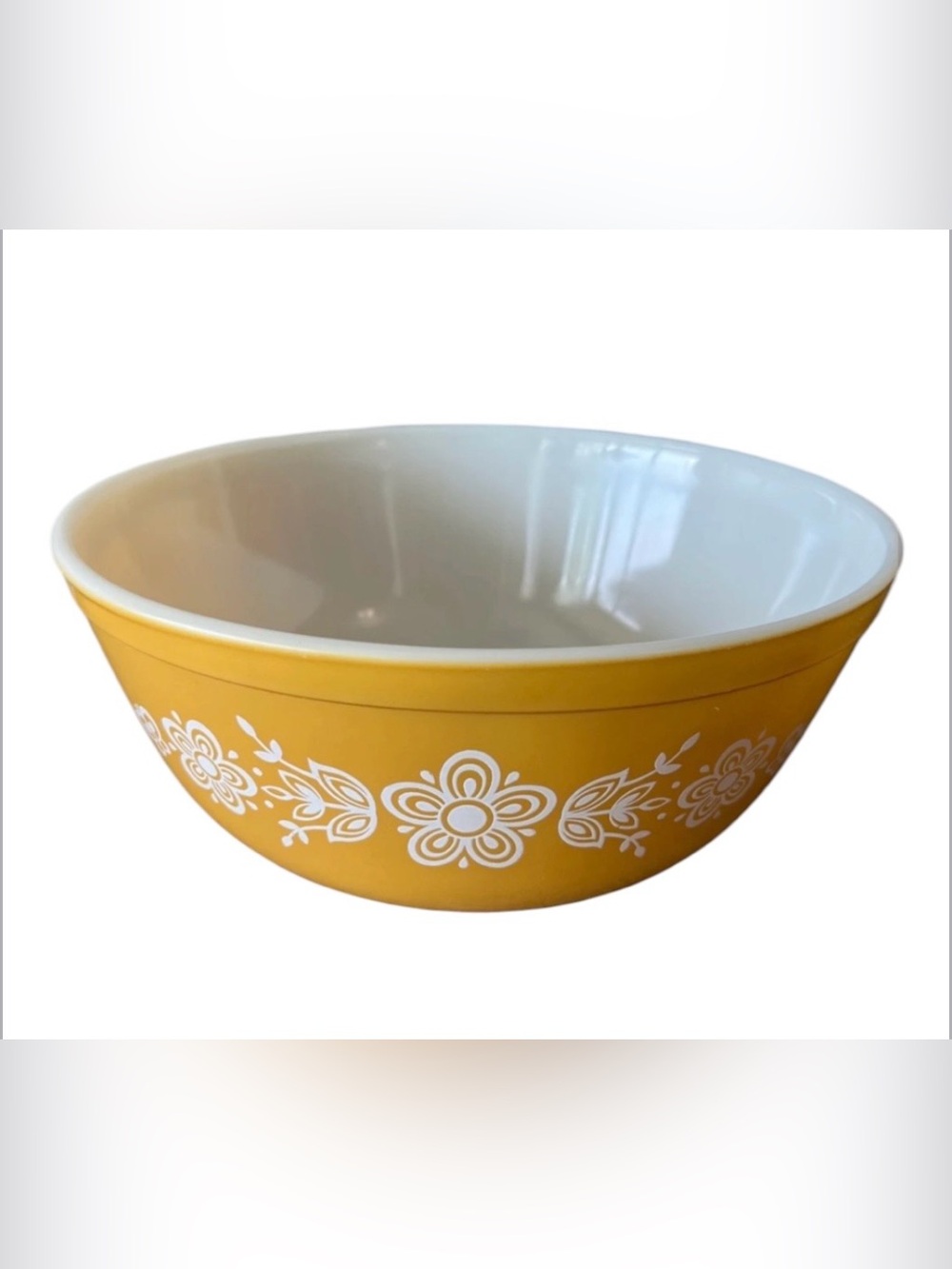 Vintage Pyrex Butterfly Gold (403) 2.5 quarts nesting mixing bowl